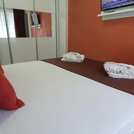 Apartment Promenada Mamaia Nord- Pool & Alezzi *