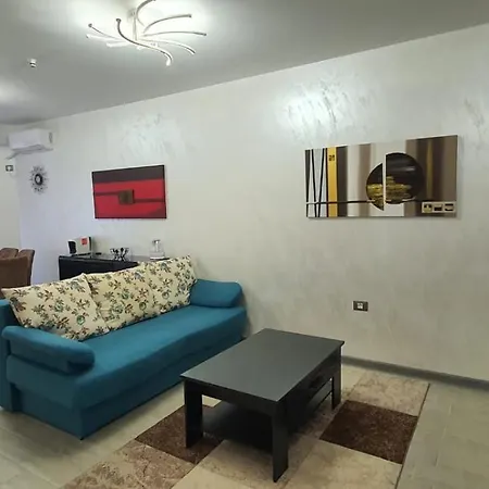 Apartment Promenada Mamaia Nord- Pool & Alezzi