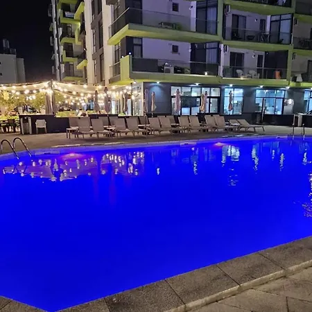 Promenada Mamaia Nord- Pool & Alezzi