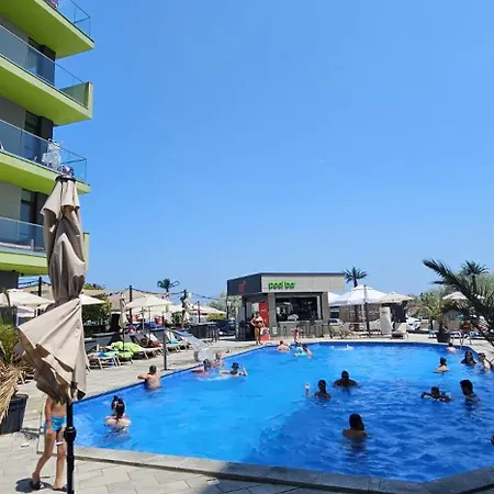 Promenada Mamaia Nord- Pool & Alezzi * Năvodari