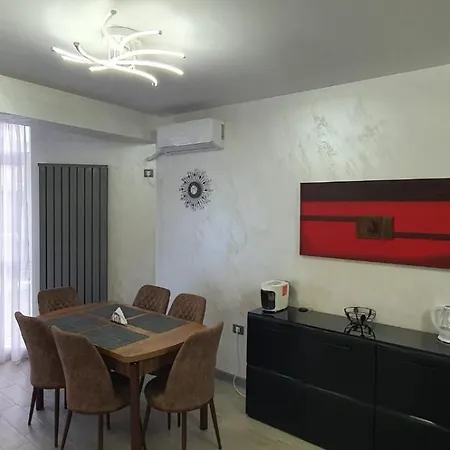 Apartment Promenada Mamaia Nord- Pool & Alezzi *
