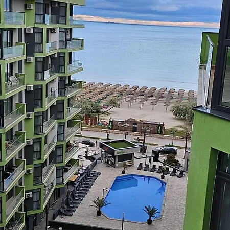 Promenada Mamaia Nord- Pool & Alezzi