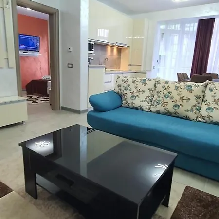 Promenada Mamaia Nord- Pool & Alezzi Năvodari