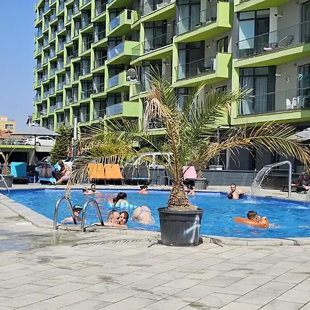 Apartament Promenada Mamaia Nord- Pool & Alezzi *